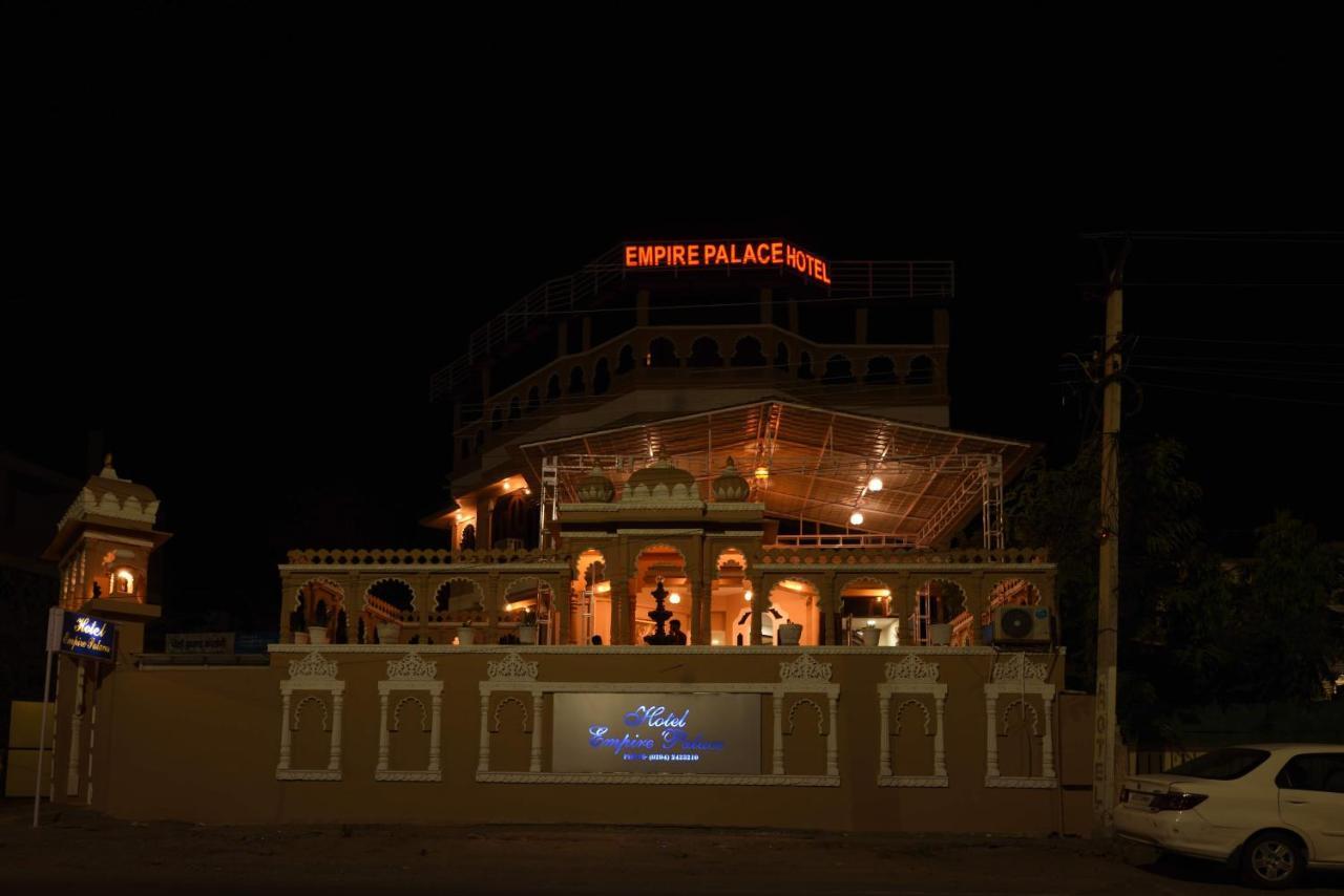 Empire Palace Hotel Udajpur Exteriér fotografie